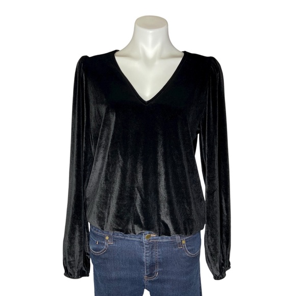 torrid Tops - TORRID NWT Bodysuit Black Velvet Long Sleeve V Neckline Size 1